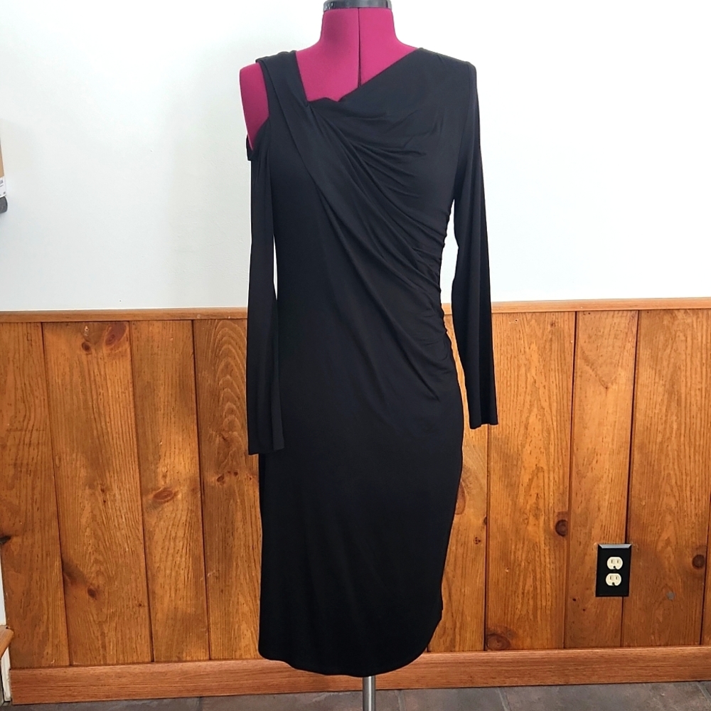 Vince Camuto size M Black Dress